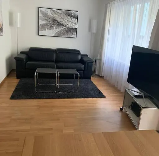 شقة 2 Bedroom Near And Centre - D5