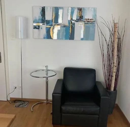 شقة 2 Bedroom Near And Centre - D5