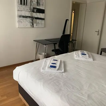 Apartment 2 Bedroom Near And Centre - D5