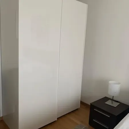 2 Bedroom Near And Centre - D5 Apartament *