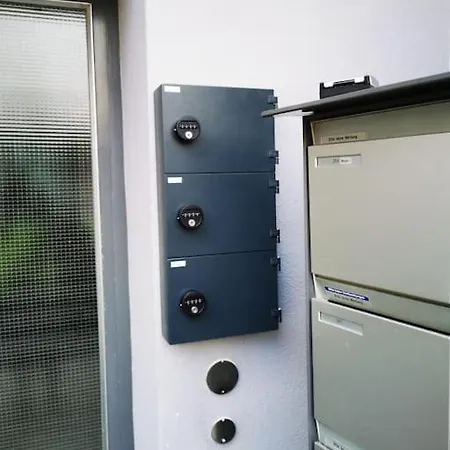 Apartment 2 Bedroom Near And Centre - D5 *