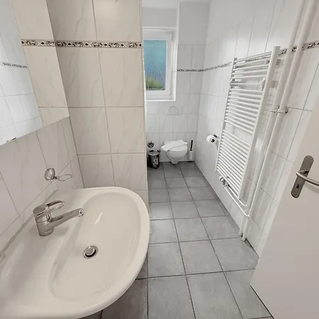 2 Bedroom Near And Centre - D5 Apartment *