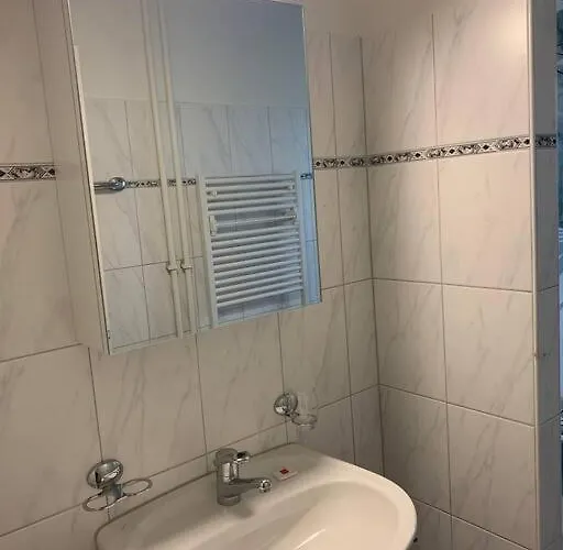 2 Bedroom Near And Centre - D5 Апартаменти Цюрих