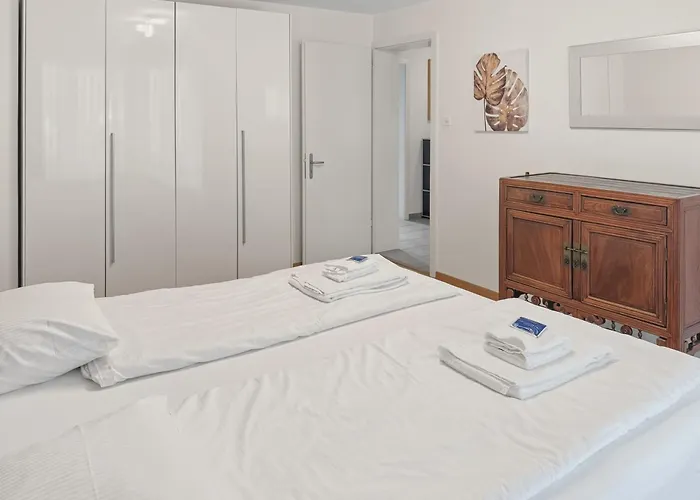 2 Bedroom Near And Centre - D5 Апартаменти Цюрих