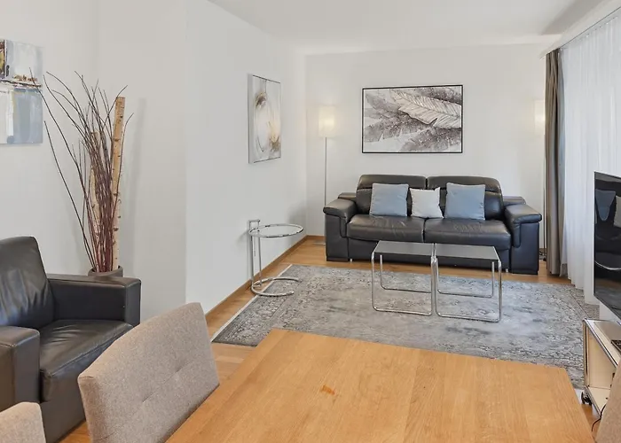 Апартаменти 2 Bedroom Near And Centre - D5 *